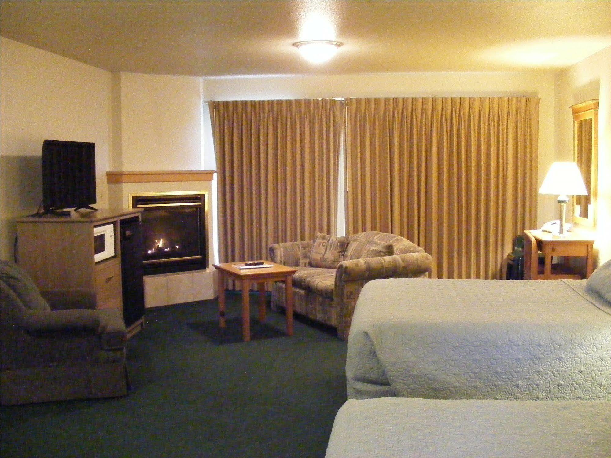 Sunset Oceanfront Lodging Bandon Buitenkant foto
